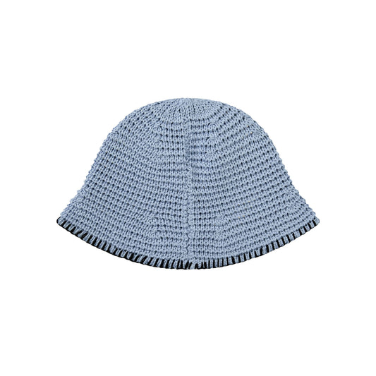 HEART RUBBER PATCH KNIT BUCKET HAT