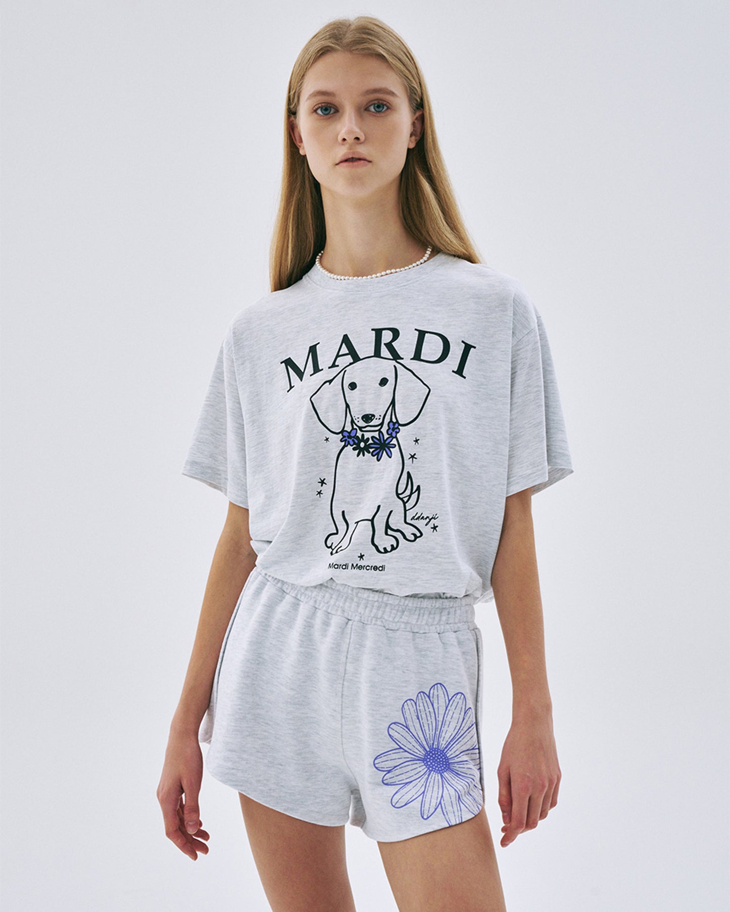 TSHIRT SWING THE TAIL DDANJI FLOWER NECKLACE