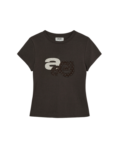 APPLIQUE FLOWER LOGO TEE